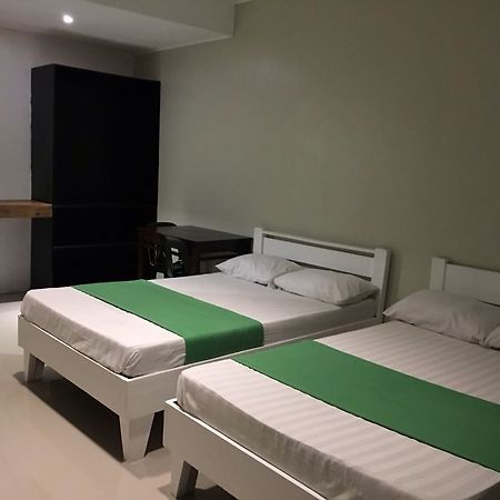 Night & Day Inn Legazpi Exterior foto